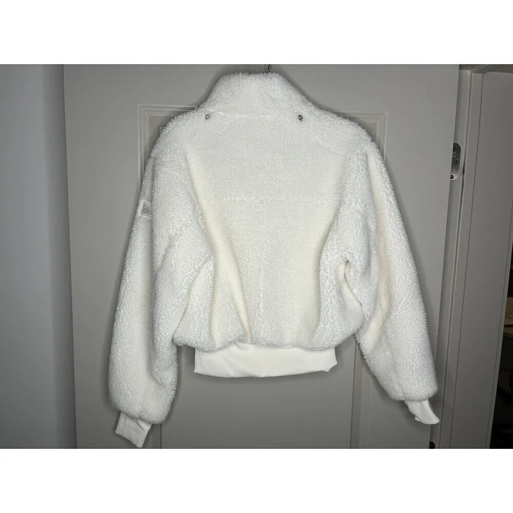 Alo Yoga Foxy Sherpa Jacket in Ivory Size Small